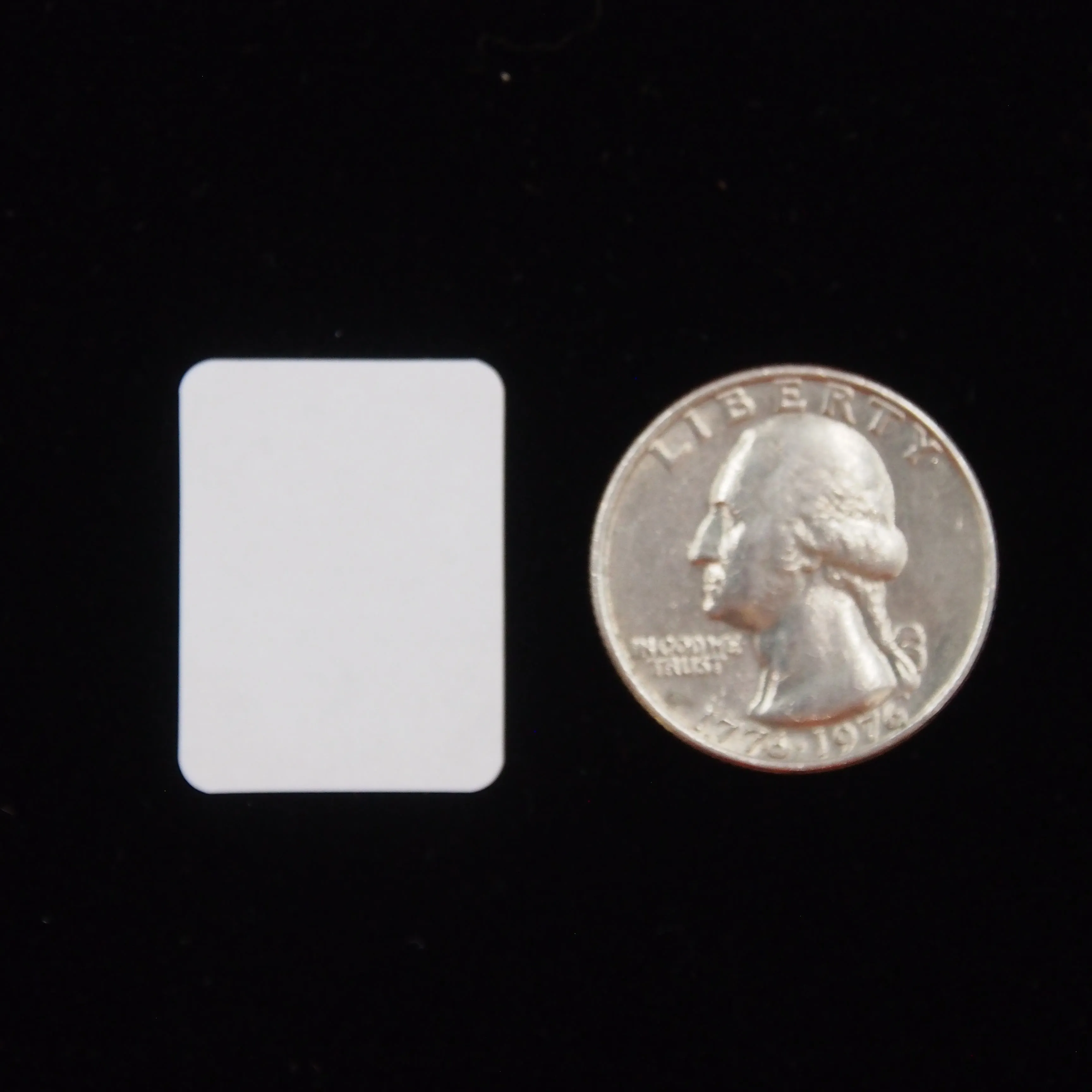 Rounded Edge Rectangular Self Adhesive Plain Label - 1000 Labels (3/4" x 1")