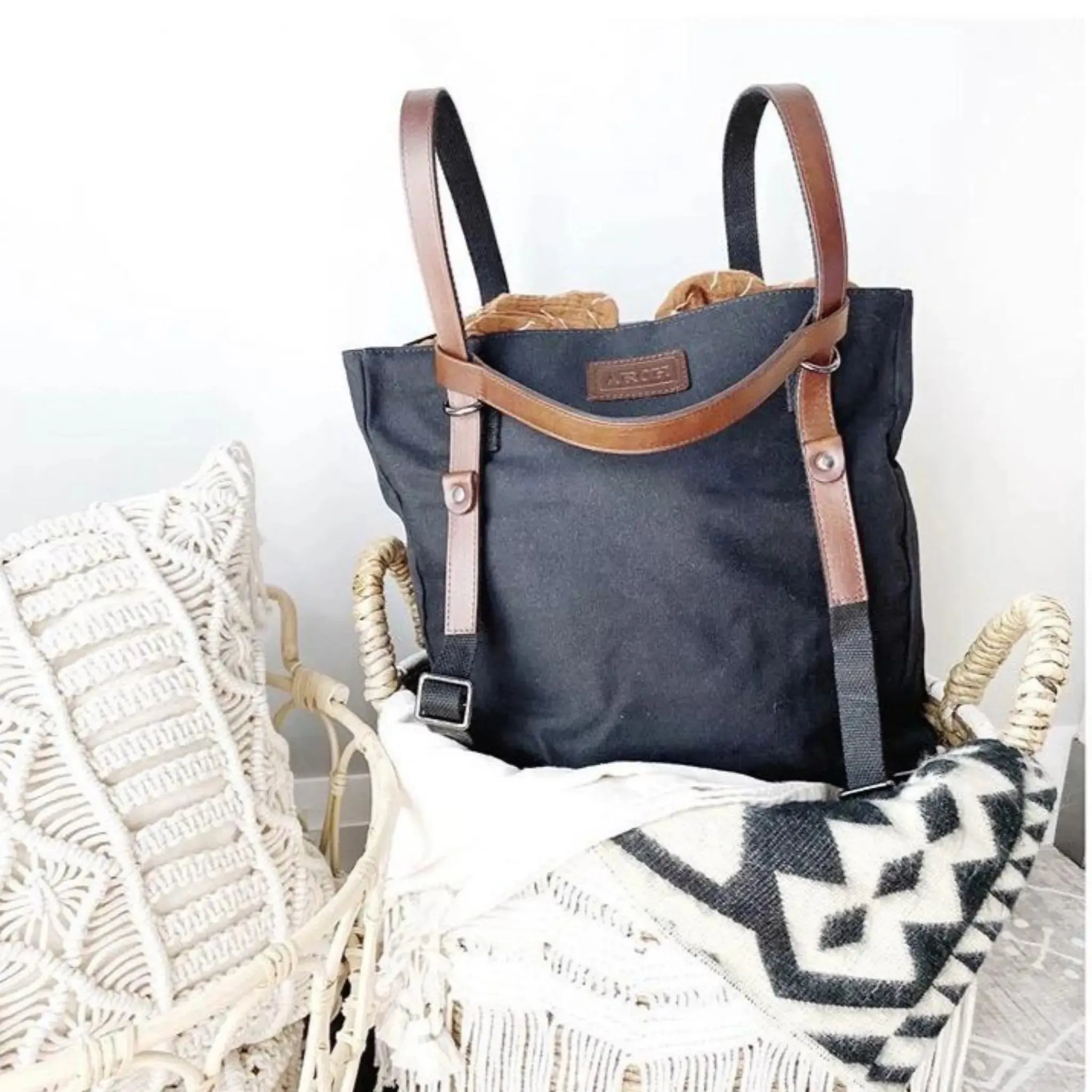 The Original Arch Bag - Black